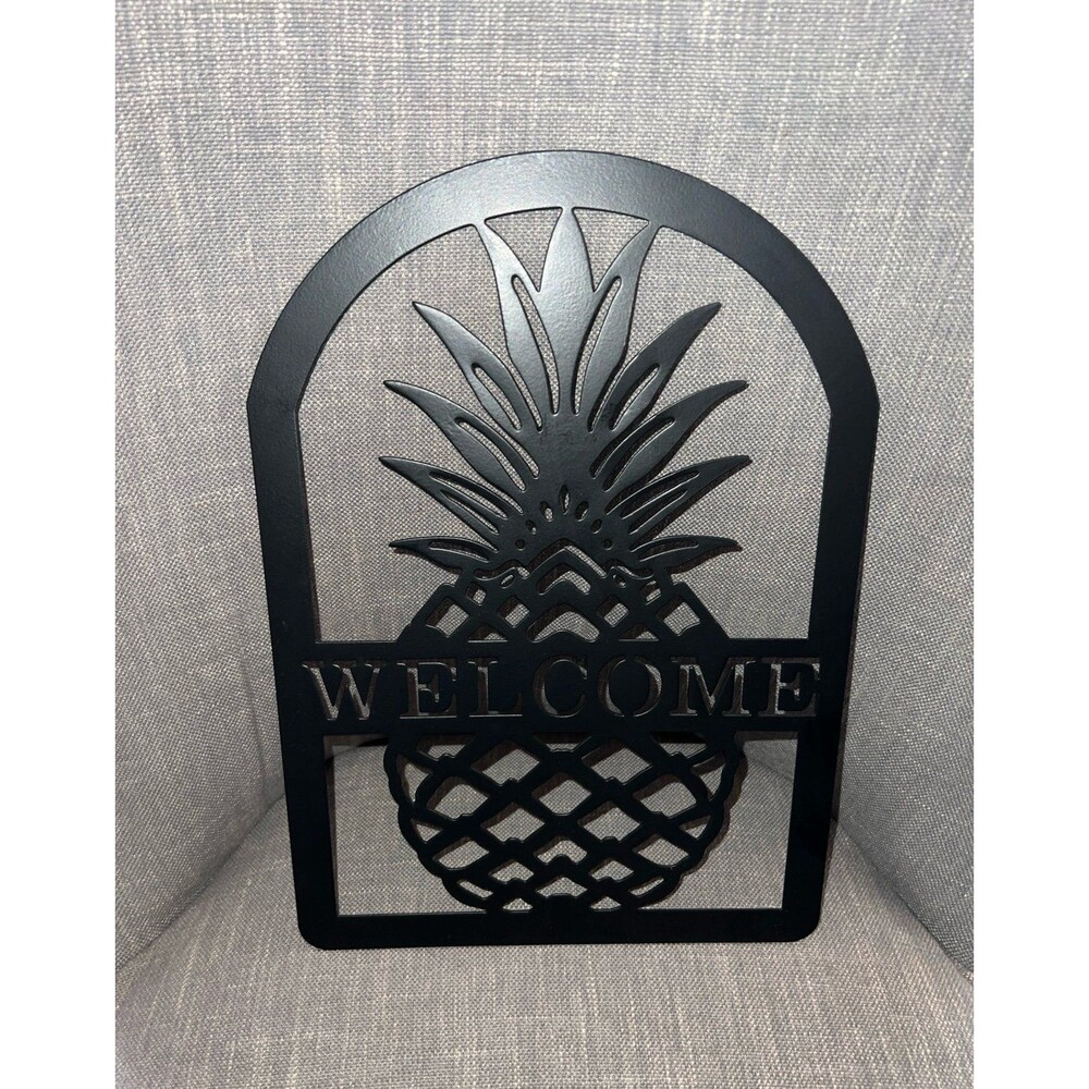 Welcome Pineapple hanging Sign for outdoor